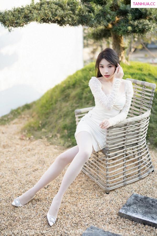 陈芝 芝芝Booty [XiuRen]高清写真图 2023.04.21 No.6616 徐莉芝Booty 丝袜美腿第3张图片